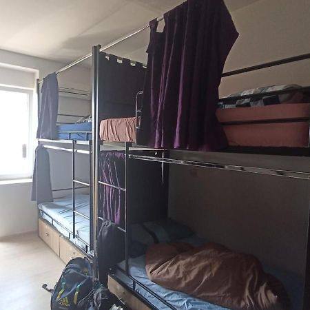 Newborn Comfort Hostel The Biggest Hostel Of Town With Best Location Prishtinë Luaran gambar